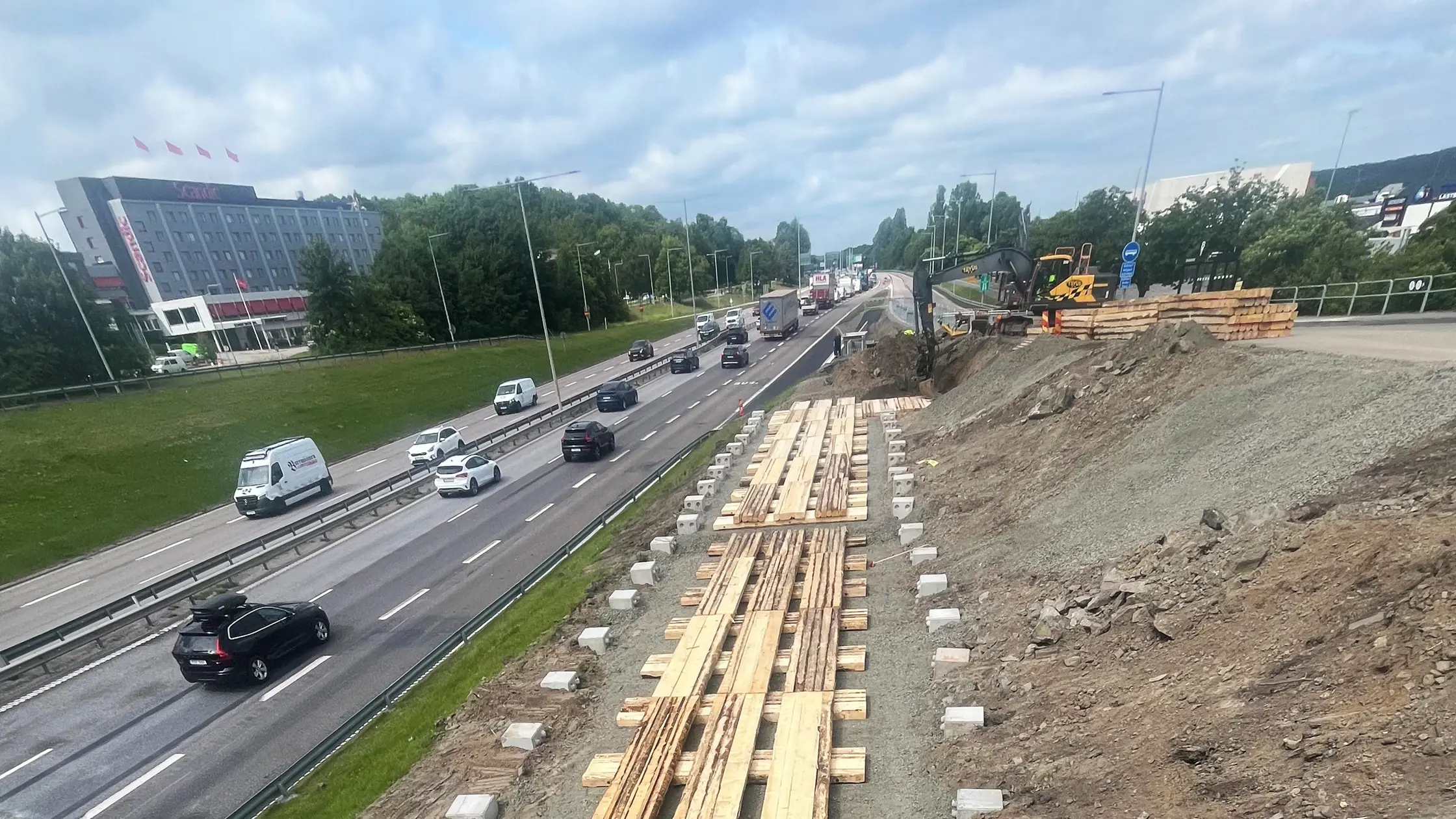 Arbete vid Backadalsmotet längs E6